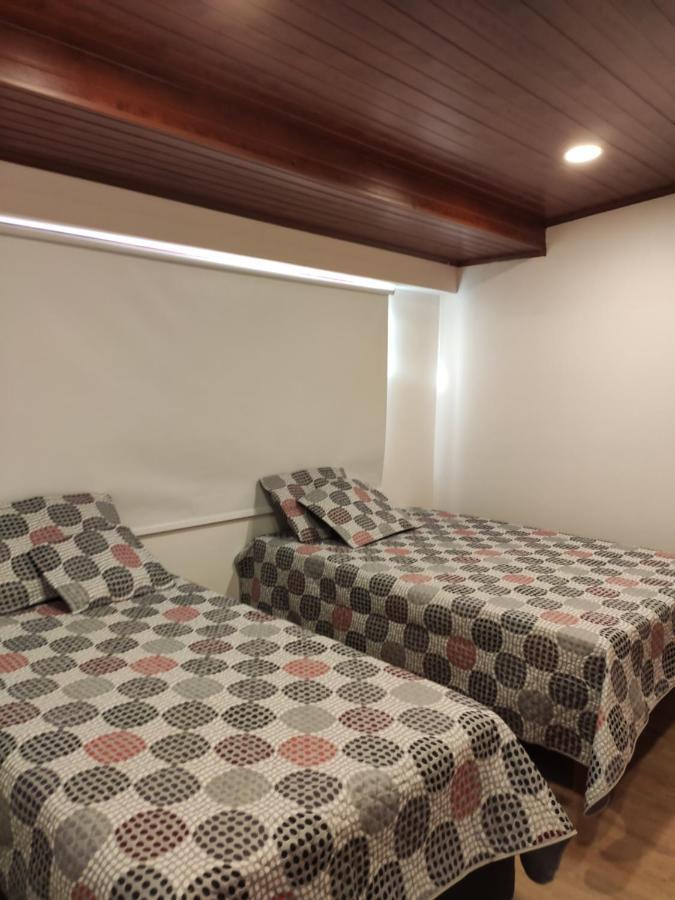 Acogedor Hostal Usaquen La Parada Del Tren Bogotá Exteriör bild