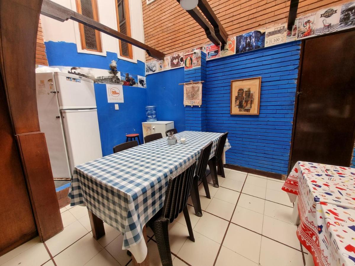 Acogedor Hostal Usaquen La Parada Del Tren Bogotá Exteriör bild