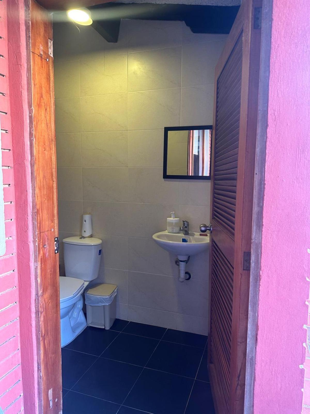Acogedor Hostal Usaquen La Parada Del Tren Bogotá Exteriör bild